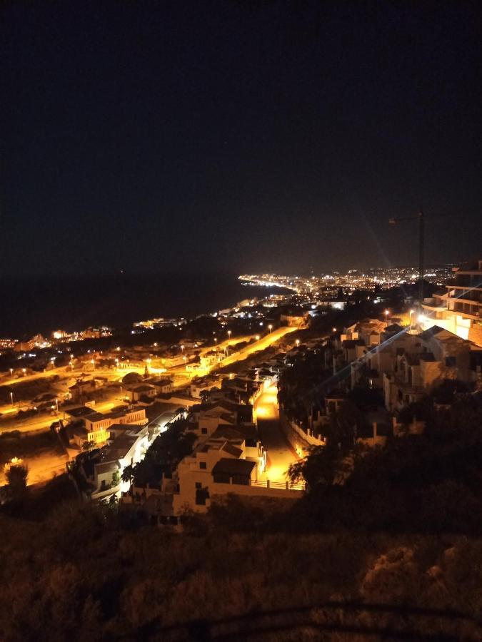 Sweet Home Benalmadena, Estudio Con Vistas Al Mar Y Excelente Conexion Wifi, Para No Fumadores, Con Piscinas, Sea Views, With Swimming Pools, Completely Renovated, Ideal For Older People, Bright With Morning Sun, No Smoking Exterior photo