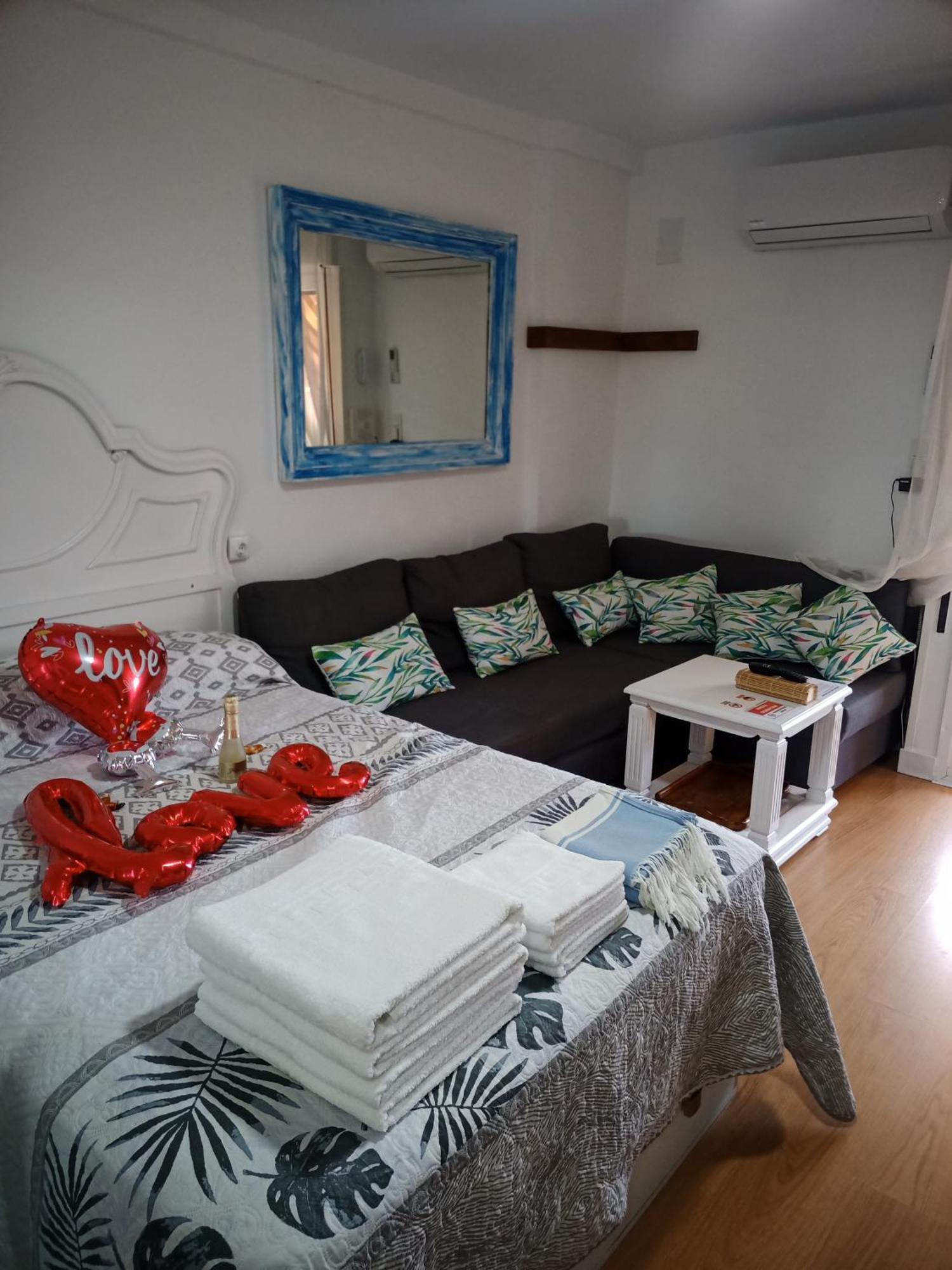 Sweet Home Benalmadena, Estudio Con Vistas Al Mar Y Excelente Conexion Wifi, Para No Fumadores, Con Piscinas, Sea Views, With Swimming Pools, Completely Renovated, Ideal For Older People, Bright With Morning Sun, No Smoking Exterior photo